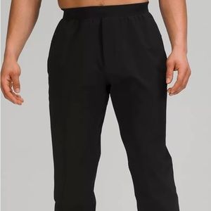 Lululemon men’s Run Surge Joggers